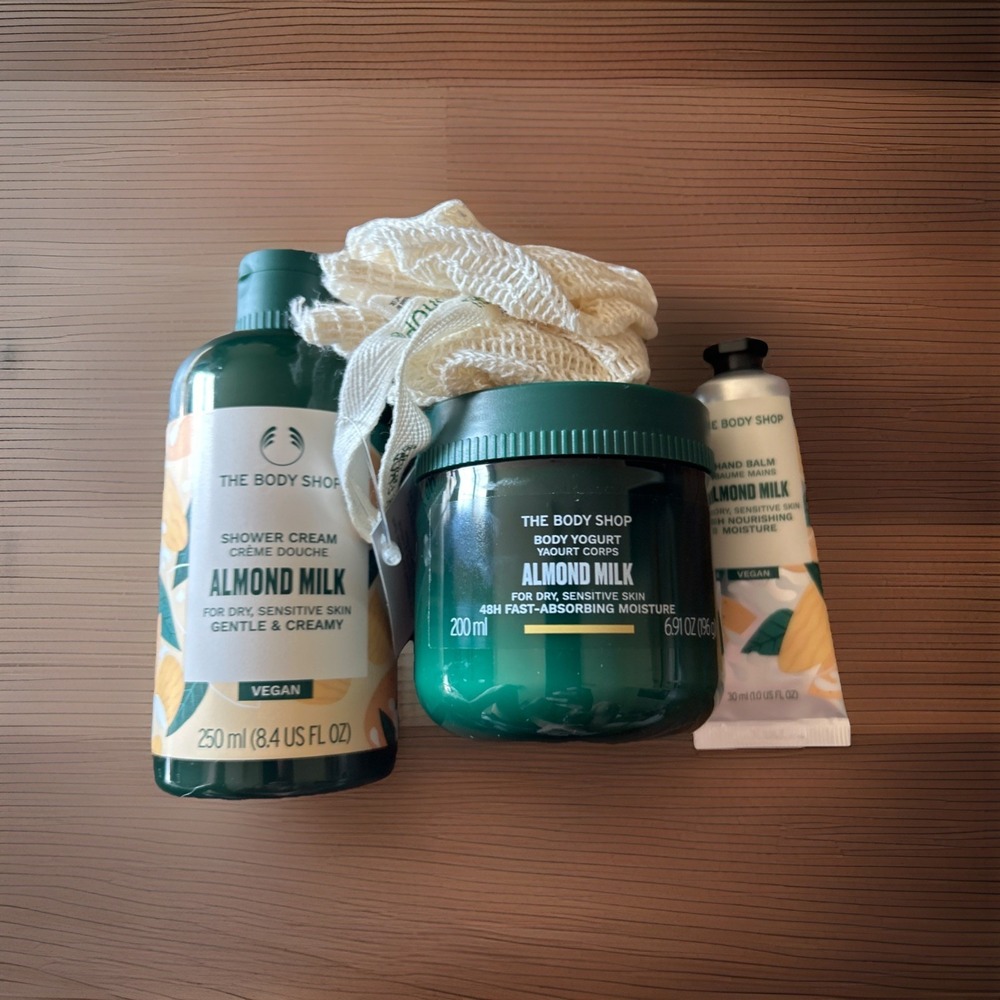 The Body Shop Almond Milk Shower Cream Hand Balm Body Yogurt Dry Sensitive Skin‎